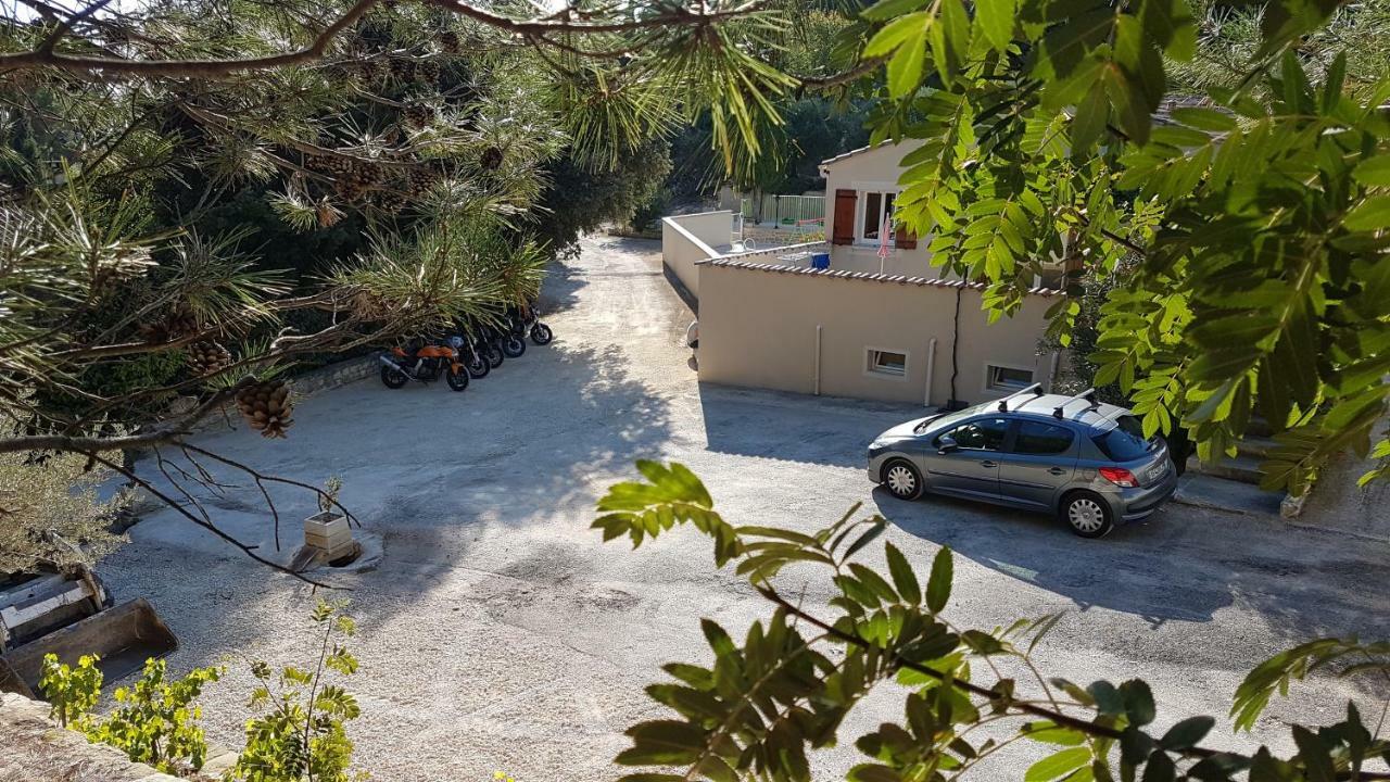 Chambre Pour Cyclistes Au Mt Ventoux Le Barroux エクステリア 写真